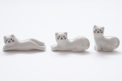 3가지 포즈가 귀여운 썬아트 고양이 도자기 젓가락 받침-3p